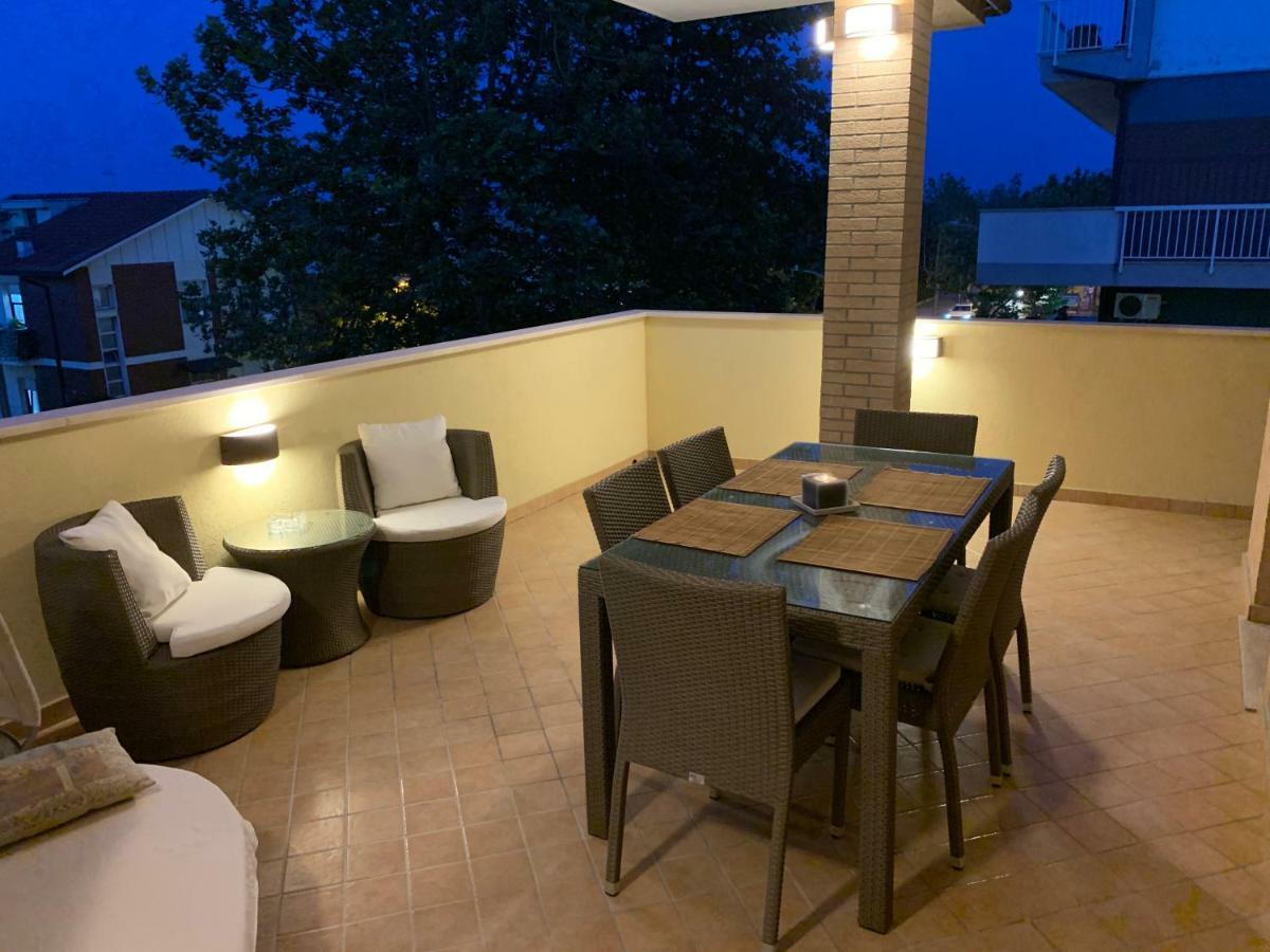Holiday Dreams Apartment Франкавила ал Маре Екстериор снимка
